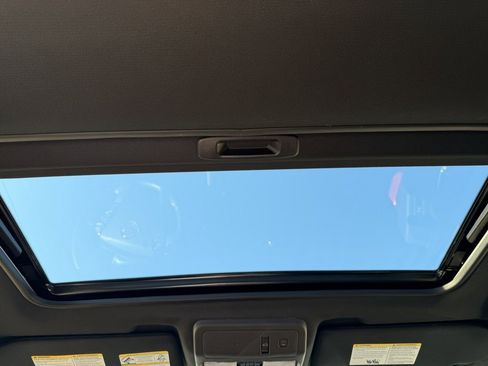 Used 2023 Nissan Frontier PRO-4X w/ Pro-4X Premium Package image 25