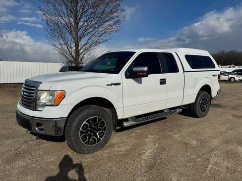 Used 2010 Ford F150 XLT image 1
