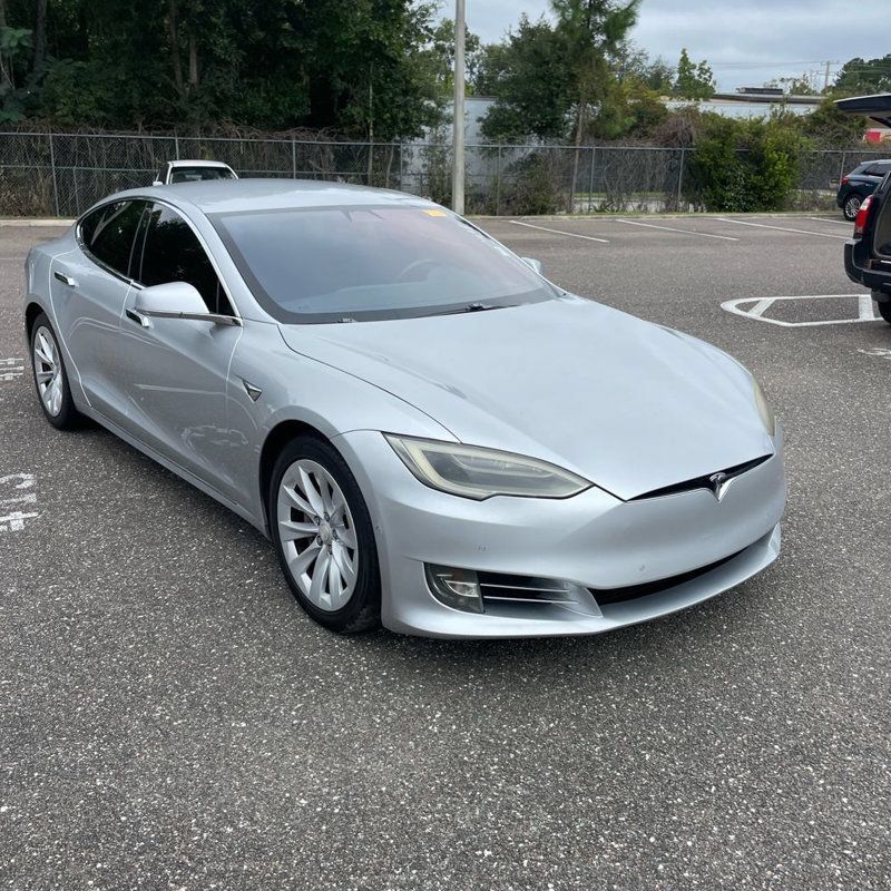 Used 2017 Tesla Model S 75D AWD/4WD image 4