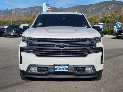 Used 2019 Chevrolet Silverado 1500 High Country w/ Technology Package image 8