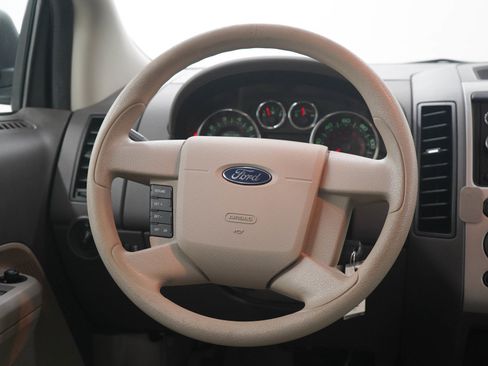 Used 2008 Ford Edge SE FWD image 16