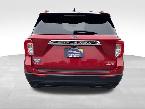 Certified 2023 Ford Explorer XLT image 7