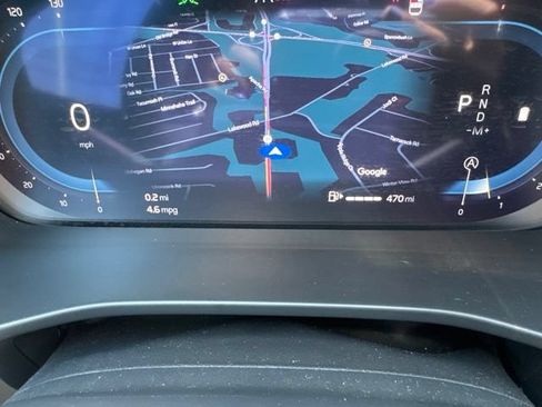 Used 2025 Volvo XC40 B5 Plus AWD/4WD image 23