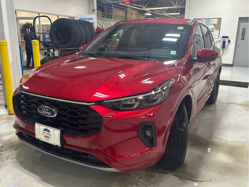 New 2025 Ford Escape ST-Line Elite image 5
