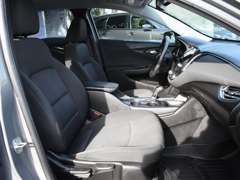 Used 2018 Chevrolet Malibu LT w/ Driver Confidence Package image 30