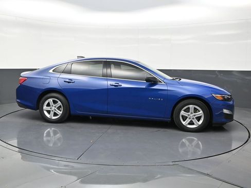 Used 2023 Chevrolet Malibu LS FWD image 6