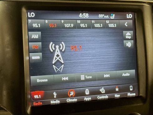 Used 2018 RAM 1500 Laramie w/ Convenience Group AWD/4WD image 13