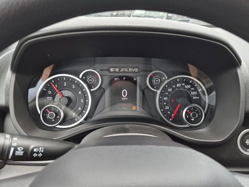 New 2026 RAM 1500 Tradesman AWD/4WD image 17