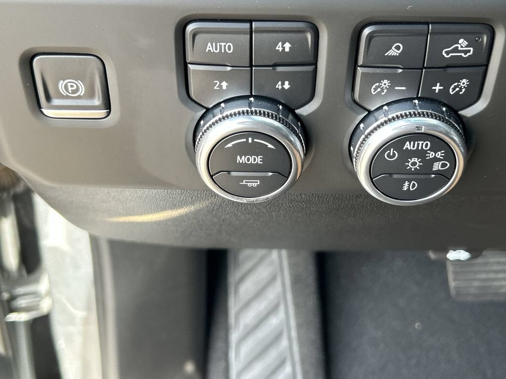 Used 2026 GMC Sierra 1500 Denali AWD/4WD image 18