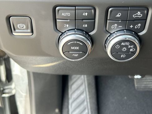 Used 2026 GMC Sierra 1500 Denali AWD/4WD image 18