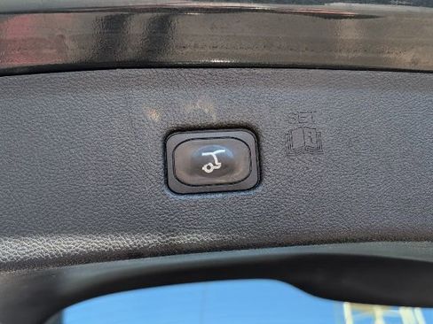 Used 2022 Ford Edge SEL w/ Convenience Package image 11