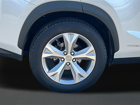 Used 2017 Lexus NX 300h AWD image 5