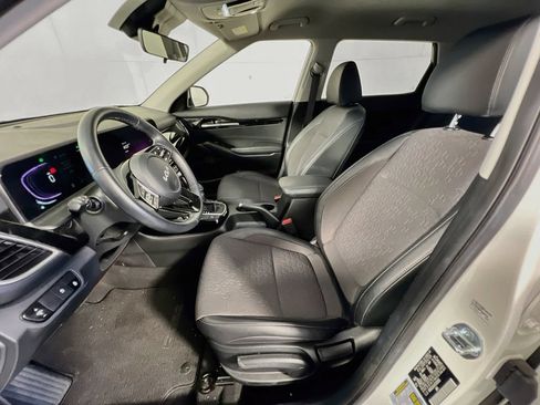 Used 2025 Kia Seltos S FWD image 13