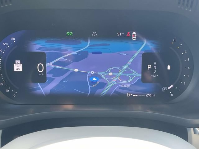 Certified 2024 Volvo XC60 B5 Plus AWD/4WD image 20