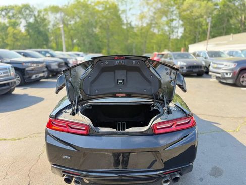 Used 2017 Chevrolet Camaro SS RWD image 32