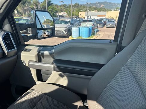 Used 2019 Ford F350 XLT w/ XLT Premium Package AWD/4WD image 34