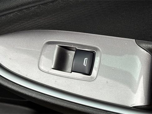 Used 2023 Chevrolet Malibu LT image 22