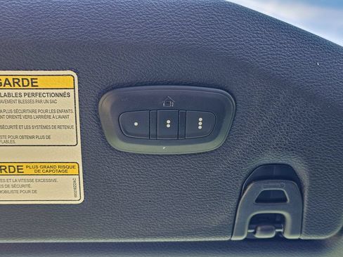 Used 2021 Jeep Wrangler Unlimited Sahara AWD/4WD image 29
