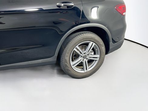 Used 2021 Mercedes-Benz GLC 300 4MATIC image 30