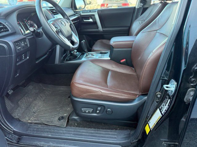 Used 2021 Toyota 4Runner Limited AWD/4WD image 25