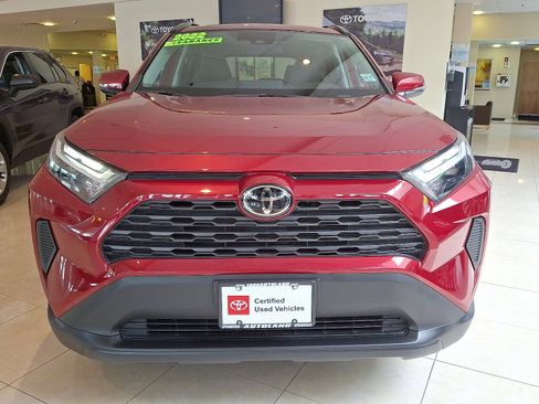 Certified 2022 Toyota RAV4 XLE image 2
