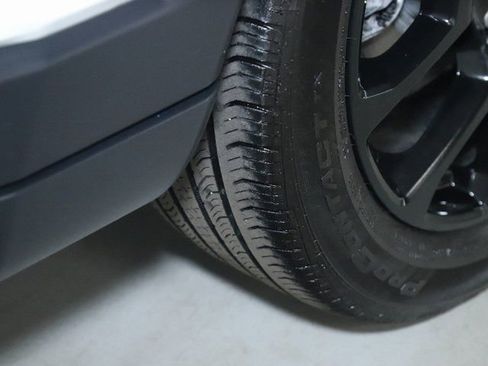 Used 2023 Jeep Compass Altitude image 36