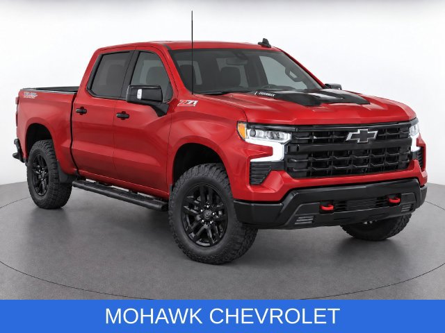 Used 2023 Chevrolet Silverado 1500 LT Trail Boss w/ LT Trail Boss Premium Package AWD/4WD image 2
