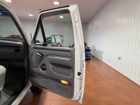 Used 1997 Ford F250 image 17