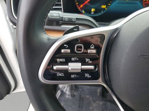 Used 2022 Mercedes-Benz GLE 350 image 42