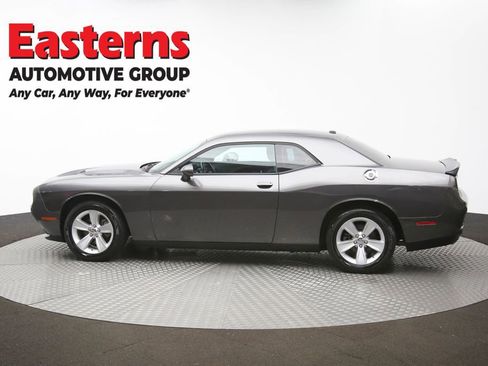 Used 2023 Dodge Challenger SXT image 60