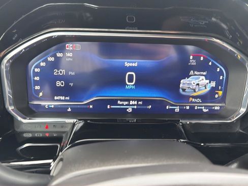 Used 2025 Chevrolet Silverado 2500 LT image 4