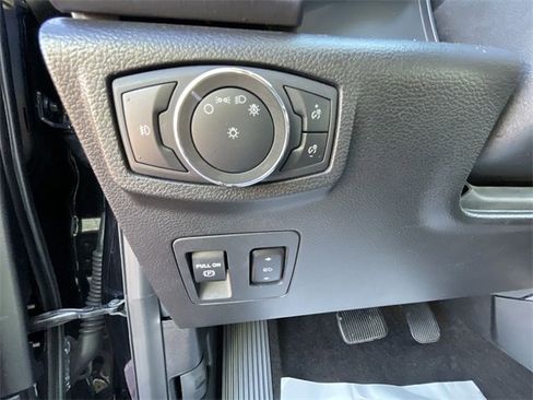 Used 2020 Ford Expedition Platinum image 12