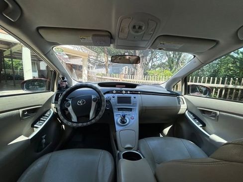 Used 2014 Toyota Prius Three FWD image 4