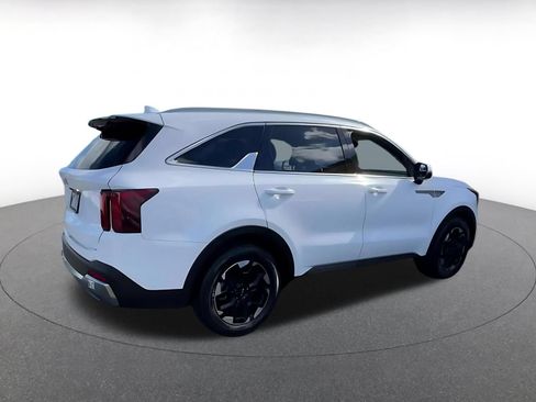 Used 2024 Kia Sorento S FWD image 15