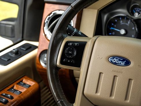 Used 2016 Ford F450 King Ranch w/ FX4 Off Road Package AWD/4WD image 14