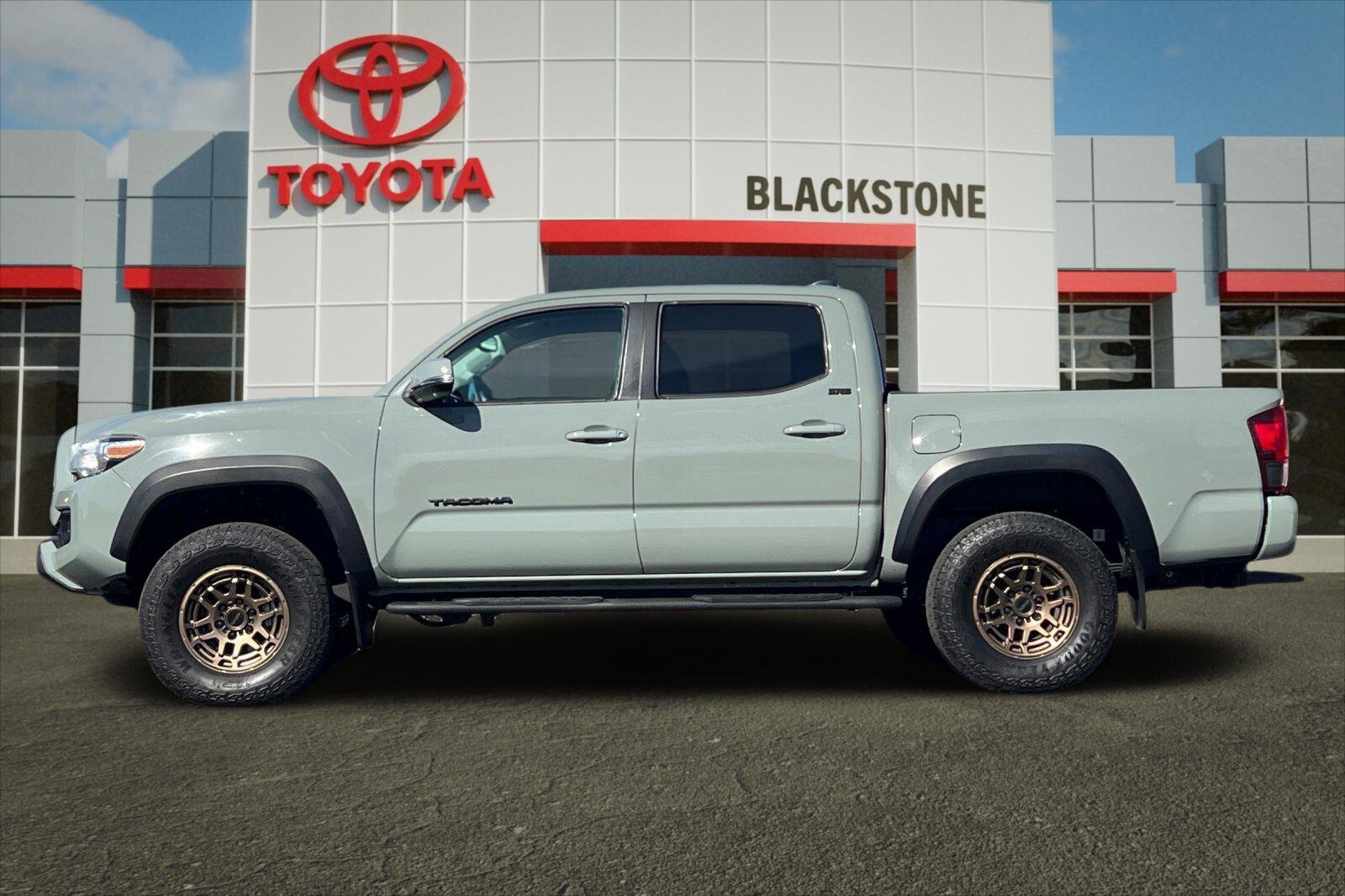 Certified 2023 Toyota Tacoma 4x4 Double Cab w/ Trail Edition image 6