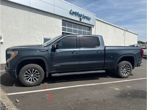 Used 2020 GMC Sierra 1500 AT4 w/ Off-Road Performance Package AWD/4WD image 2