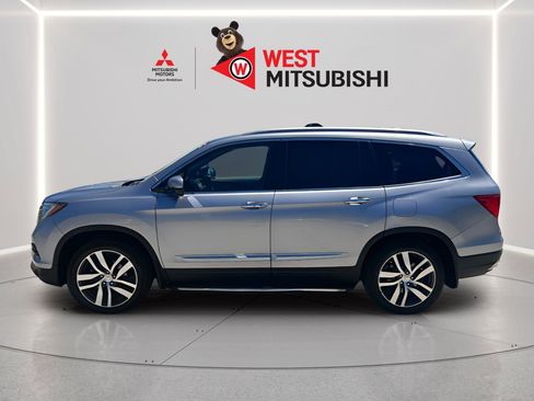 Used 2016 Honda Pilot Elite image 2