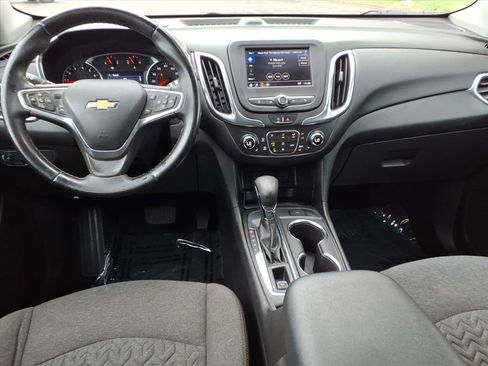 Used 2023 Chevrolet Equinox LT FWD image 9