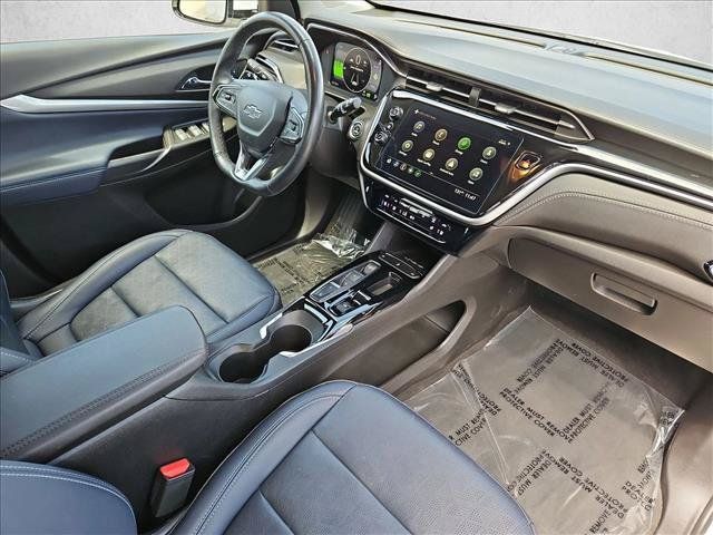 Certified 2023 Chevrolet Bolt EUV LT w/ Convenience Package FWD image 27