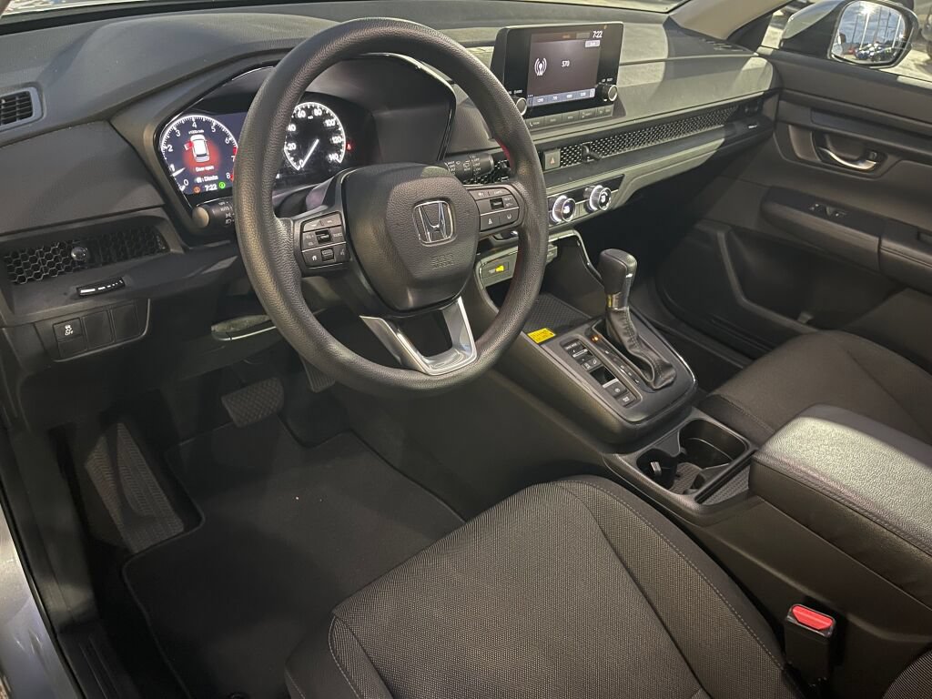 Used 2024 Honda CR-V LX image 5