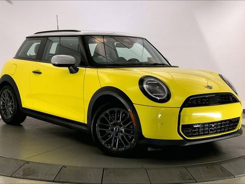 Certified 2025 MINI Cooper S image 33