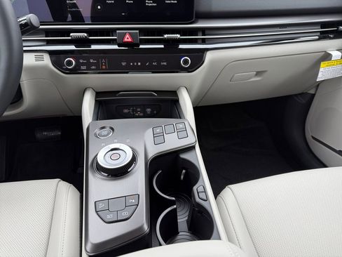 New 2026 Kia Sportage EX image 11