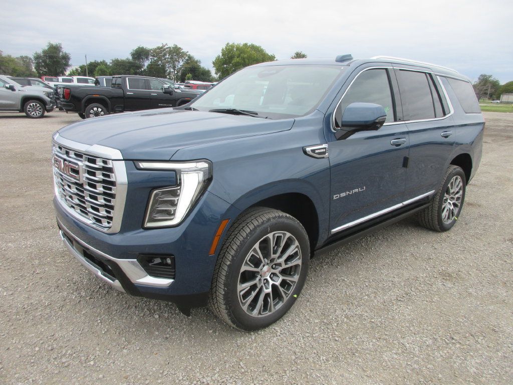 New 2027 GMC Yukon Denali w/ Denali Reserve Package AWD/4WD image 9