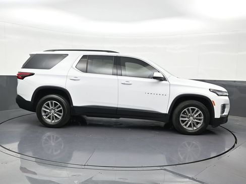 Used 2024 Chevrolet Traverse LT FWD image 7