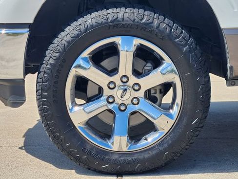 Used 2022 Ford F150 Lariat w/ Equipment Group 501A Mid AWD/4WD image 10