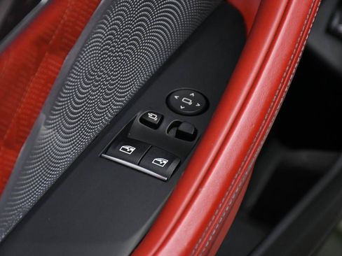 Used 2020 BMW M8 Coupe AWD/4WD image 21