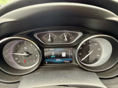 Used 2019 Buick Envision Essence AWD/4WD image 24