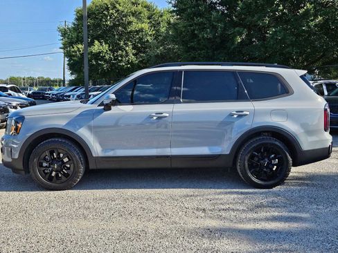 Used 2024 Kia Telluride SX Prestige X-Pro AWD/4WD image 2