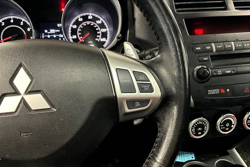 Used 2011 Mitsubishi Outlander Sport SE AWD/4WD image 12